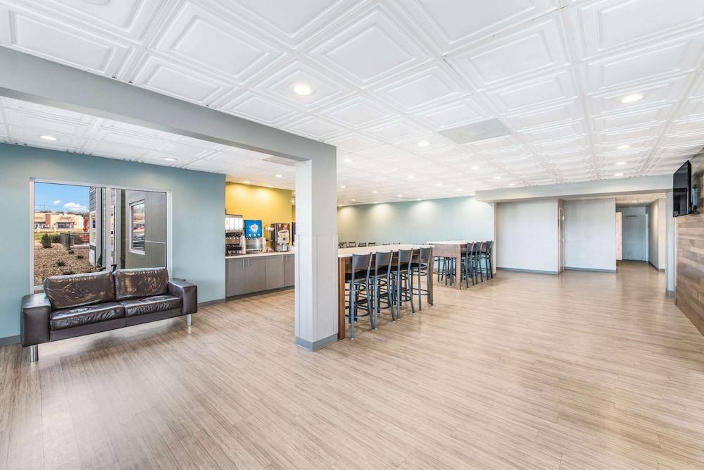 Surestay Plus Hotel By Best Western Sevierville Exterior photo